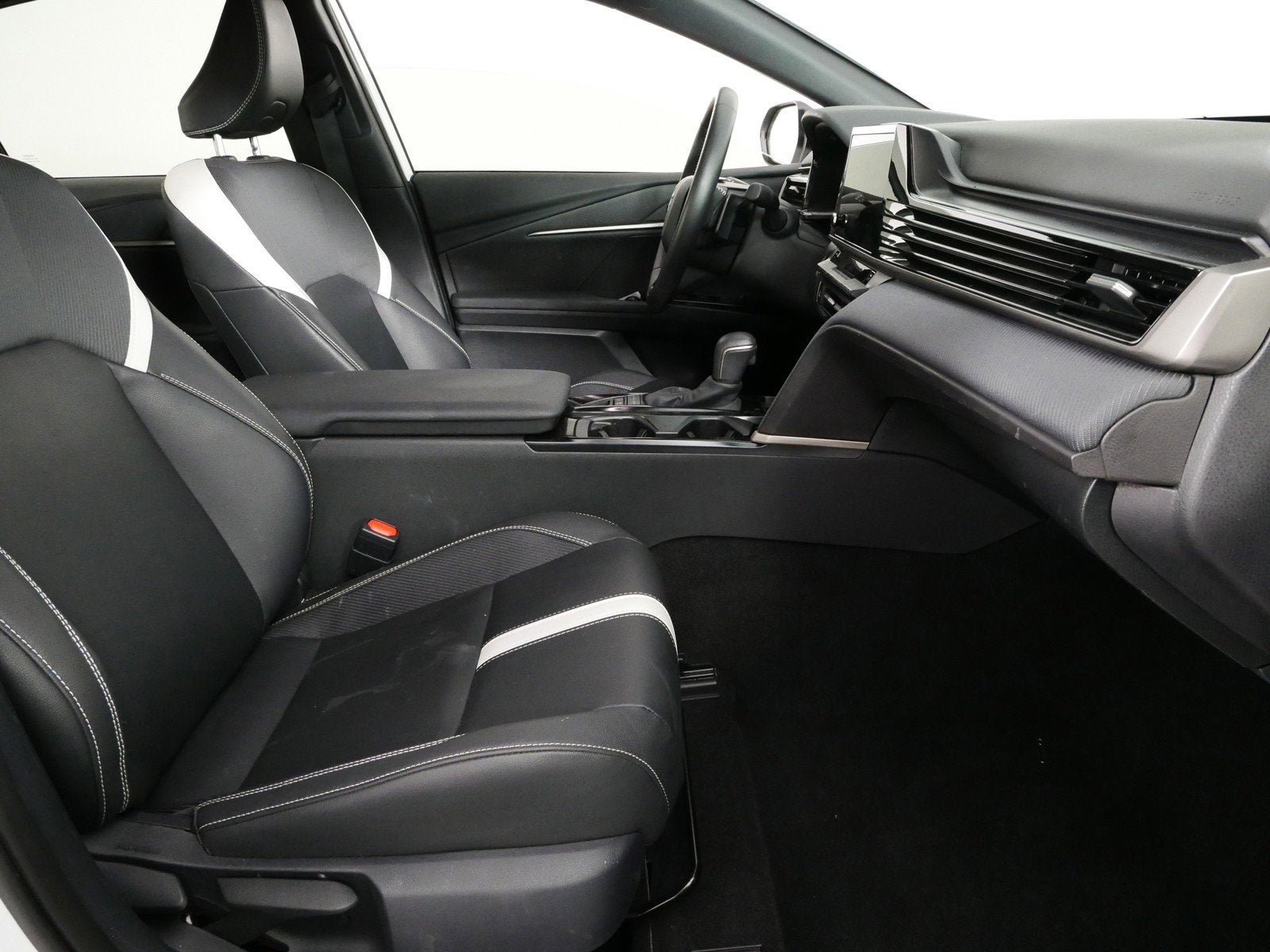 2025 Toyota Camry SE HYBRID *1-OWNER*