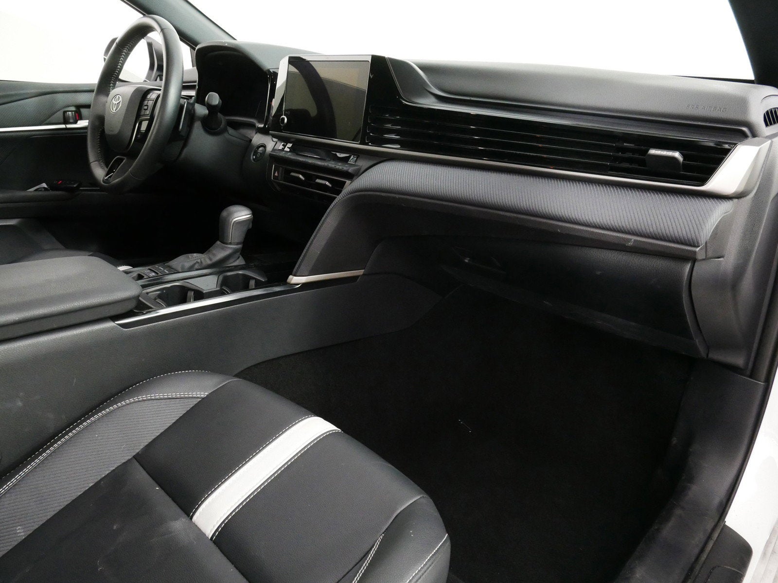 2025 Toyota Camry SE HYBRID *1-OWNER*