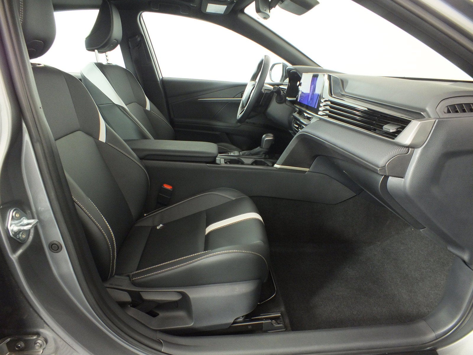 2026 Toyota Camry SE *ONLY 4K MILES!*