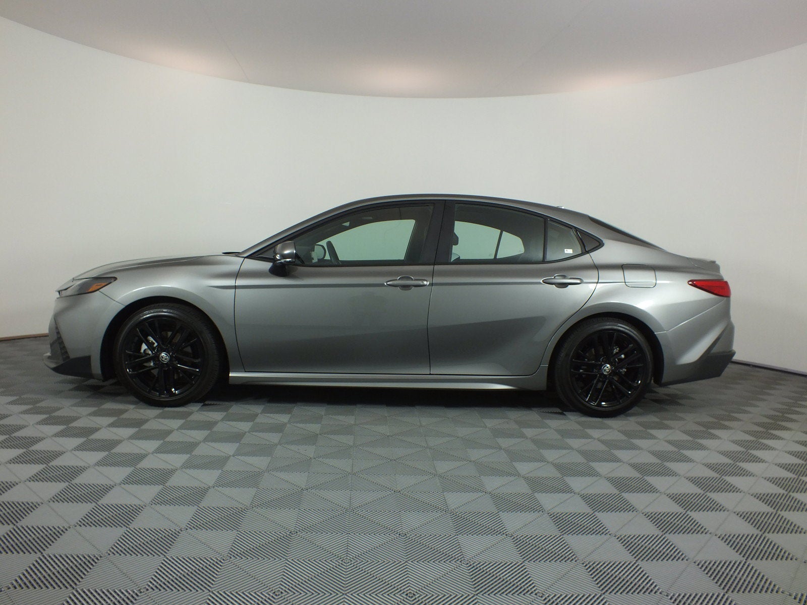 2026 Toyota Camry SE *ONLY 4K MILES!*