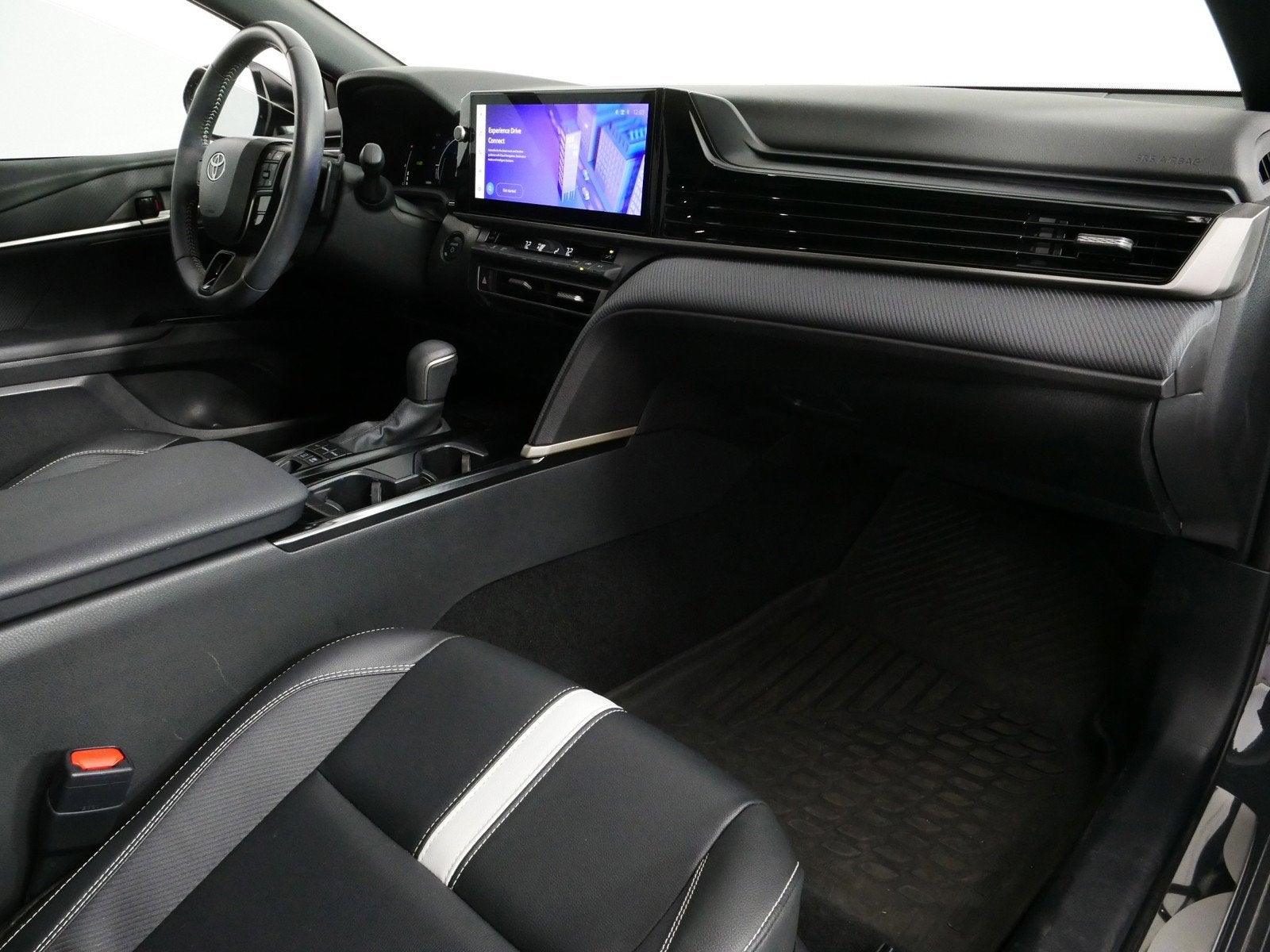 2025 Toyota Camry SE FWD *1-OWNER, CLEAN CARFAX!*