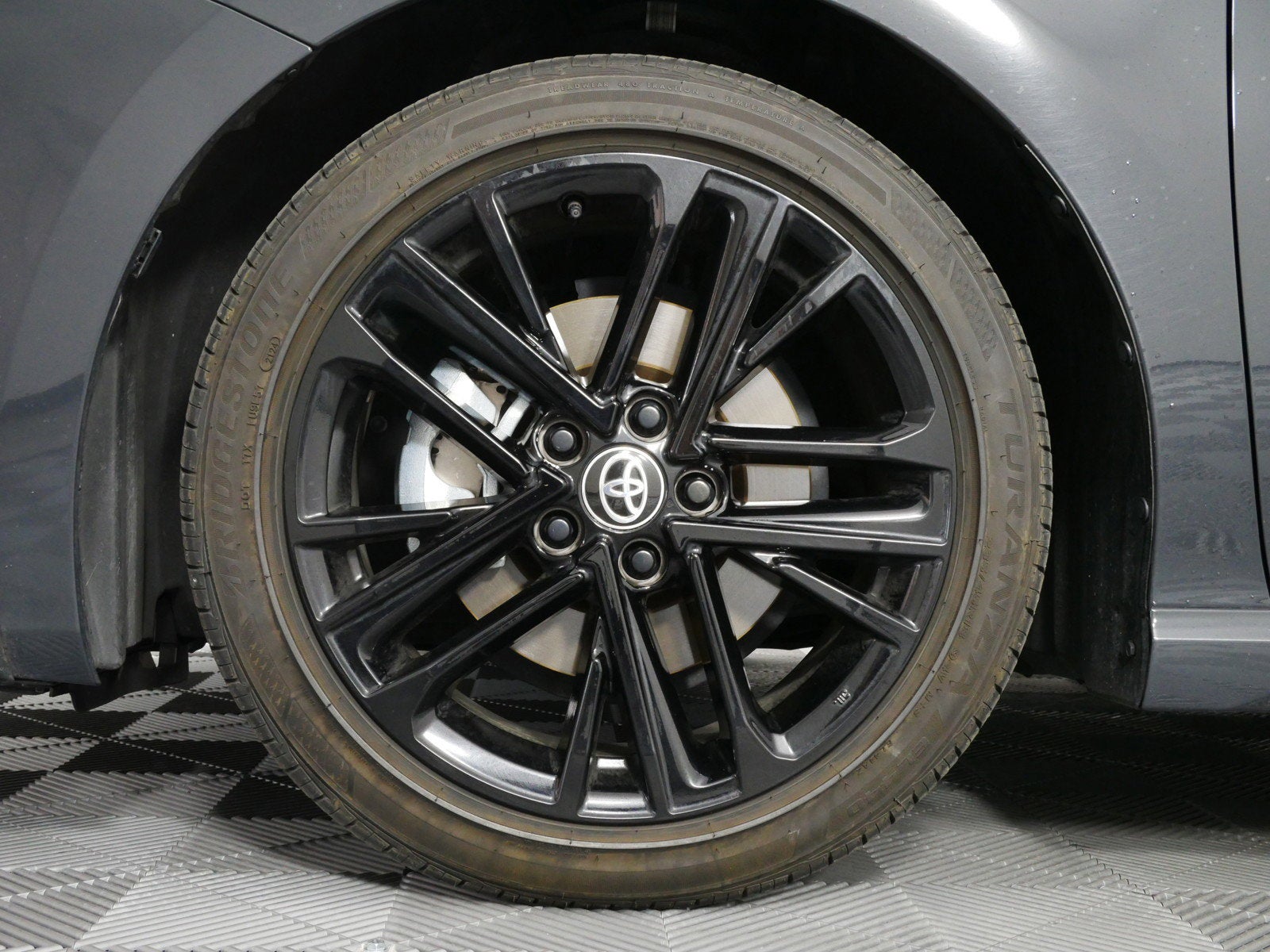 2025 Toyota Camry SE FWD *1-OWNER, CLEAN CARFAX!*