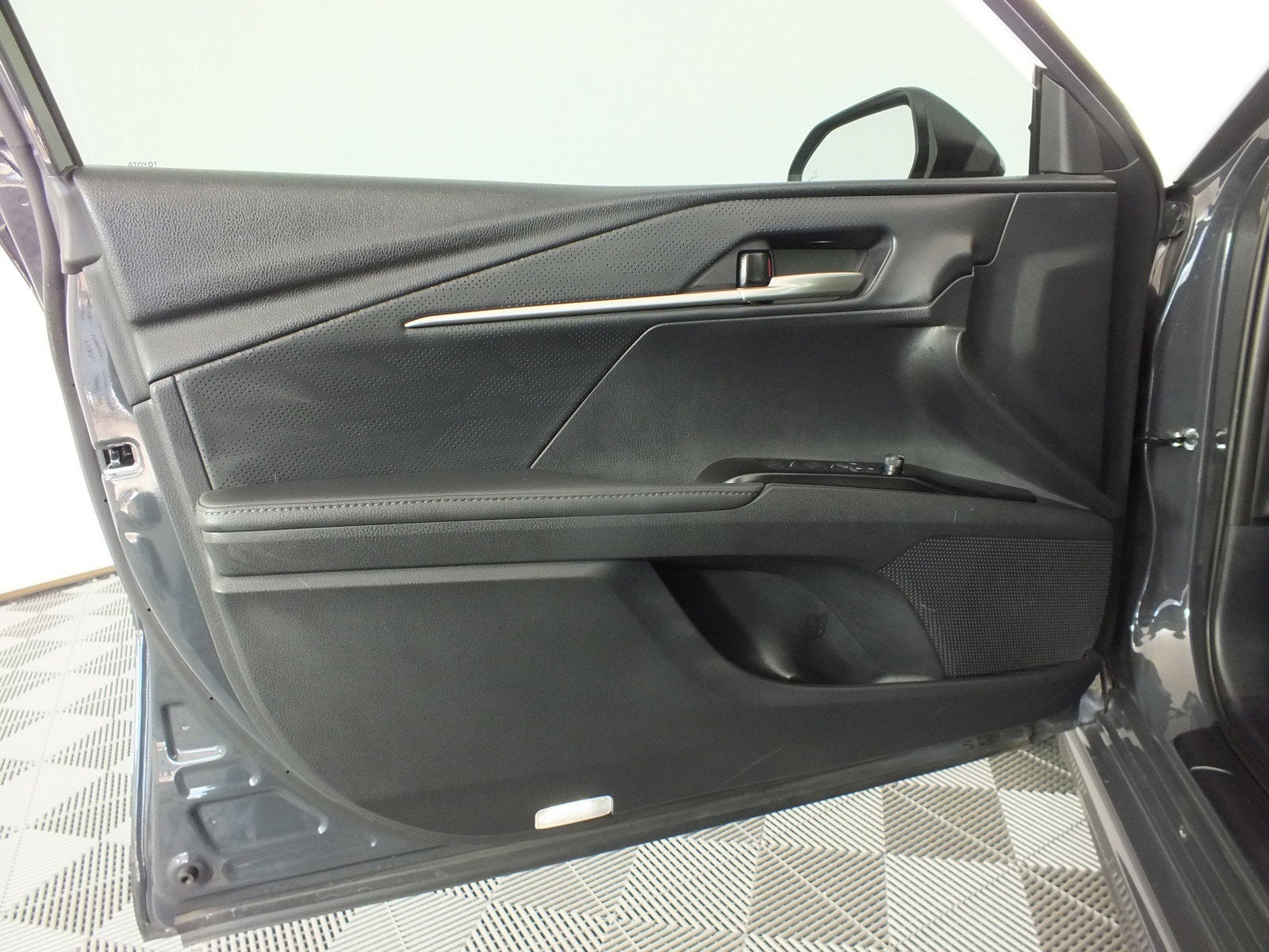 2025 Toyota Camry XSE HYBRID *1-OWNER*