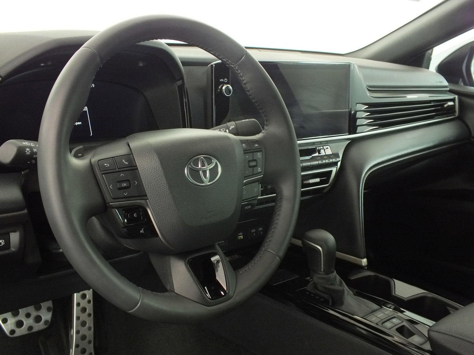 2025 Toyota Camry XSE HYBRID *1-OWNER*