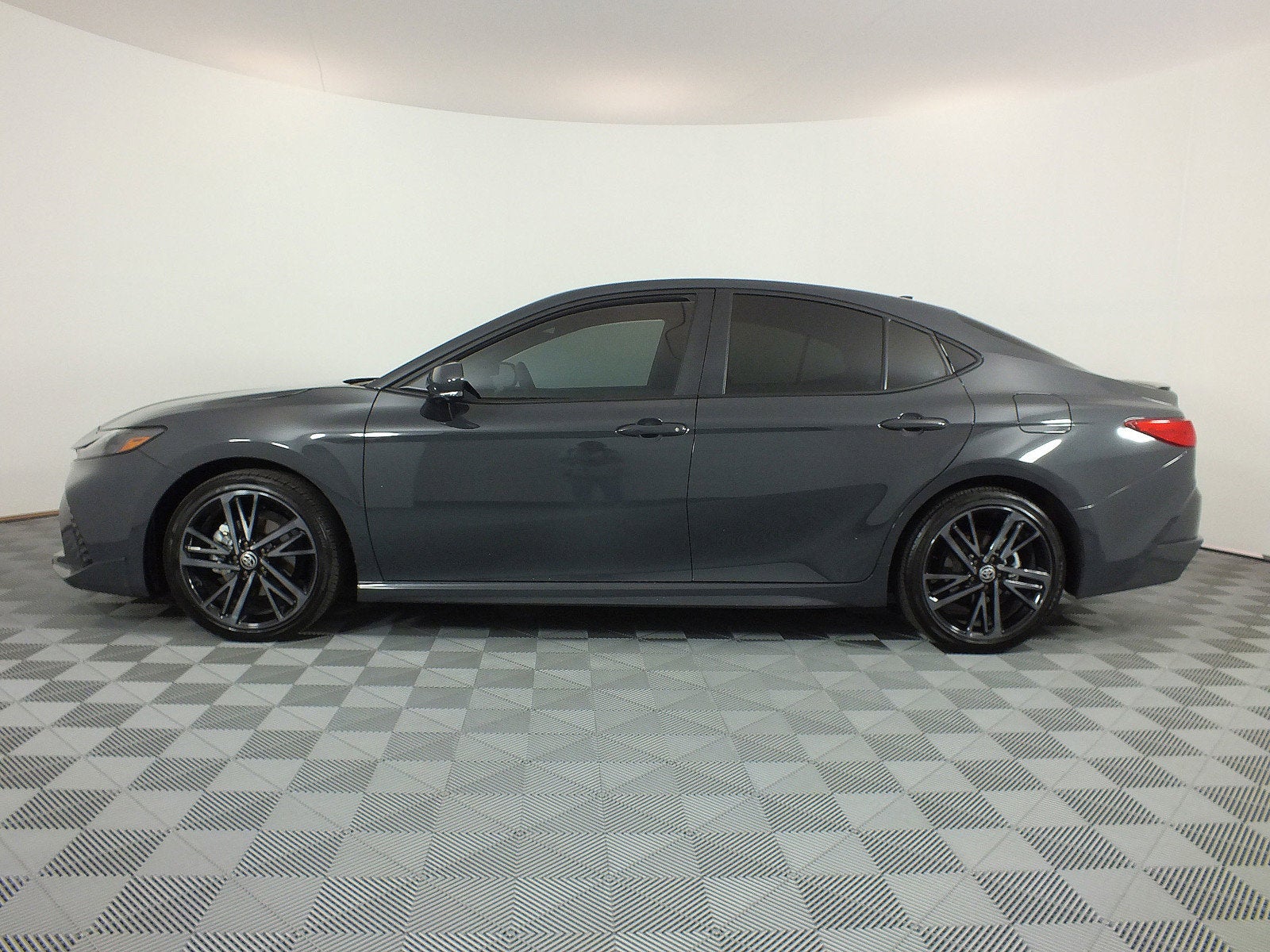 2025 Toyota Camry XSE HYBRID *1-OWNER*