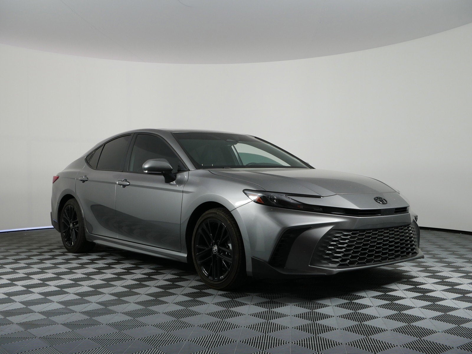 2025 Toyota Camry SE *1 OWNER, CLEAN CARFAX!*