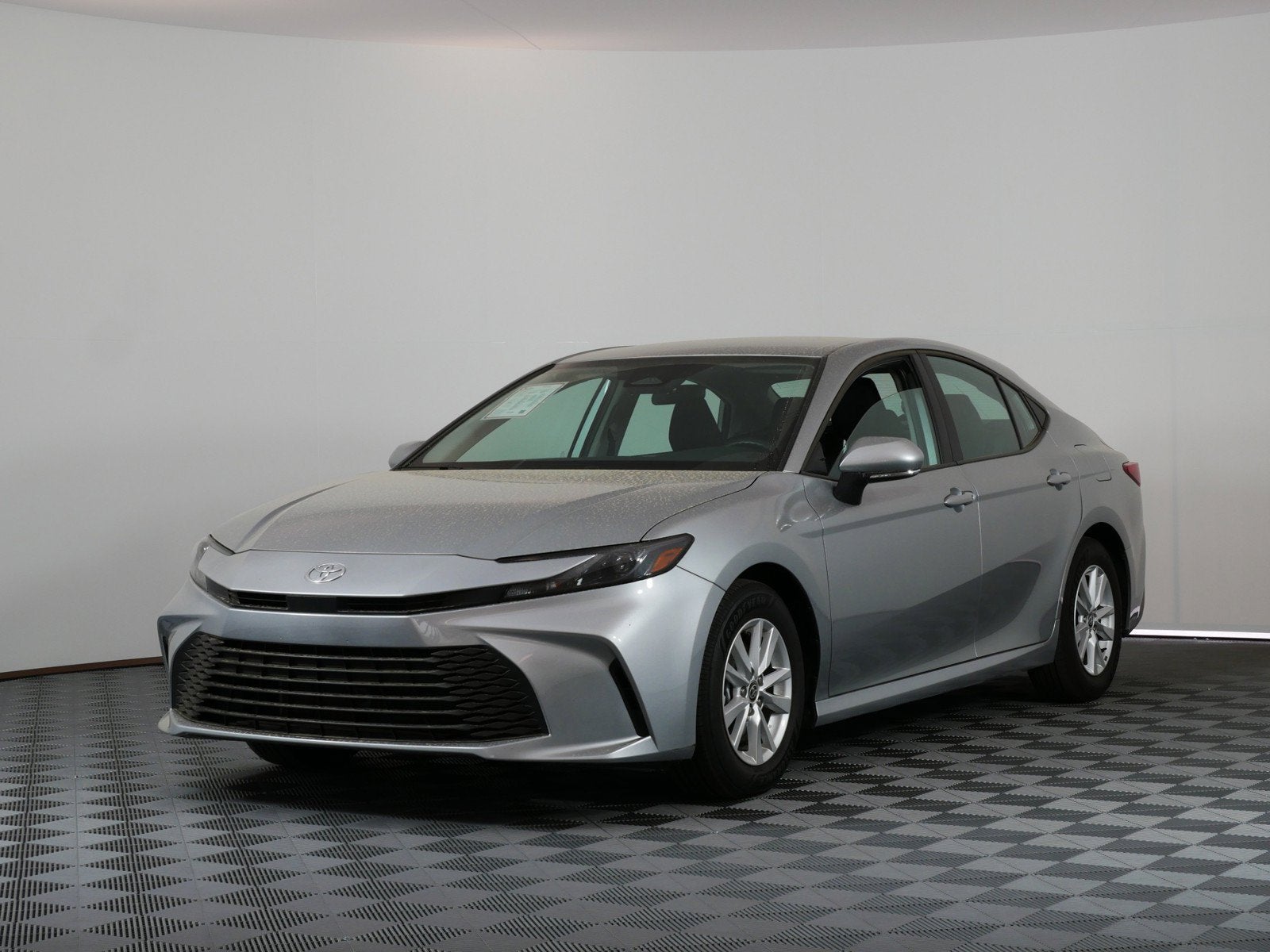 2026 Toyota Camry LE *CLEAN CARFAX! LOW MILES!*