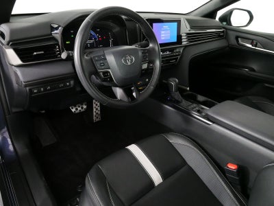 2026 Toyota Camry SE AWD HYBRID *CLEAN CARFAX*