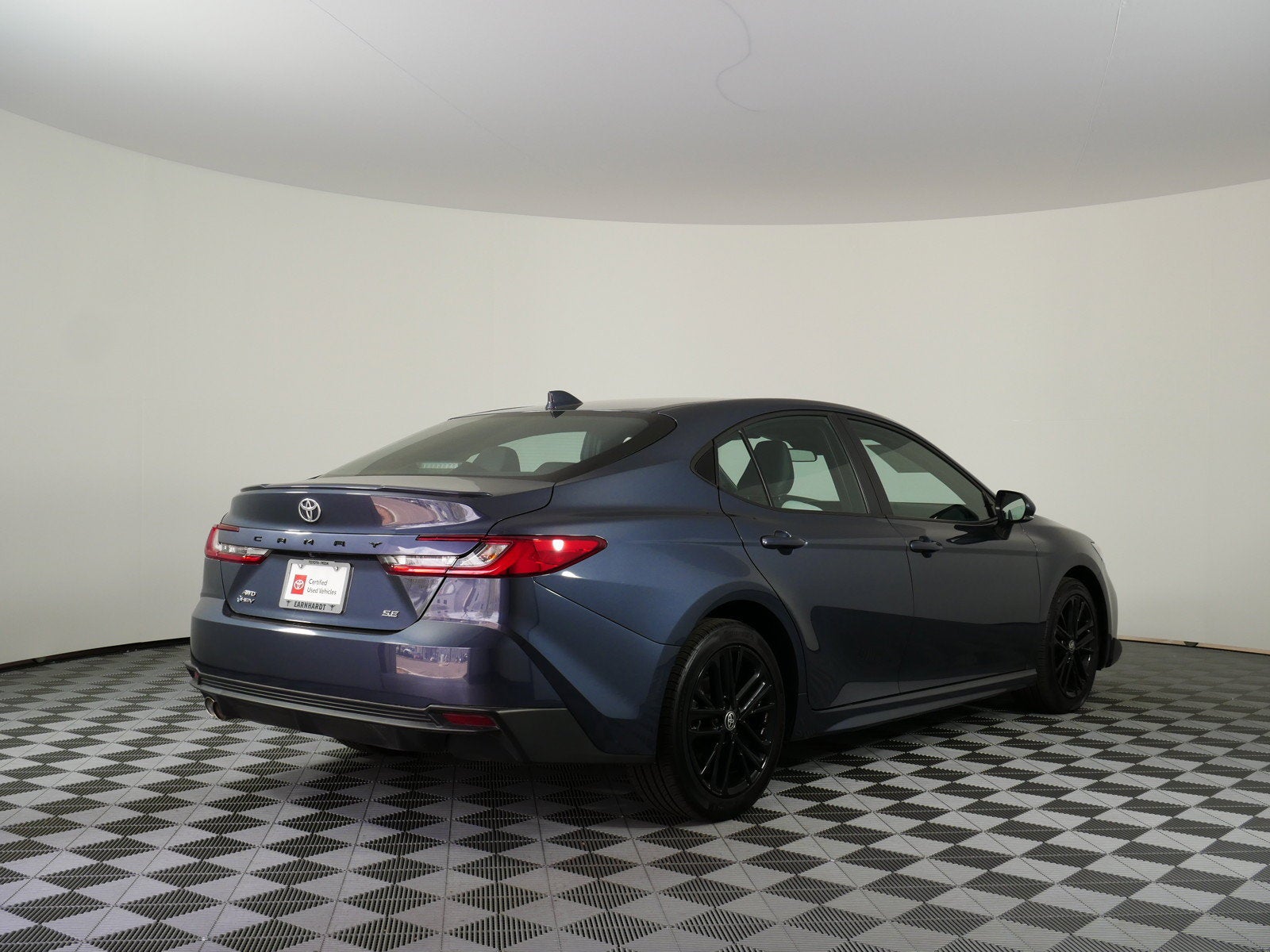 2026 Toyota Camry SE AWD HYBRID *CLEAN CARFAX*