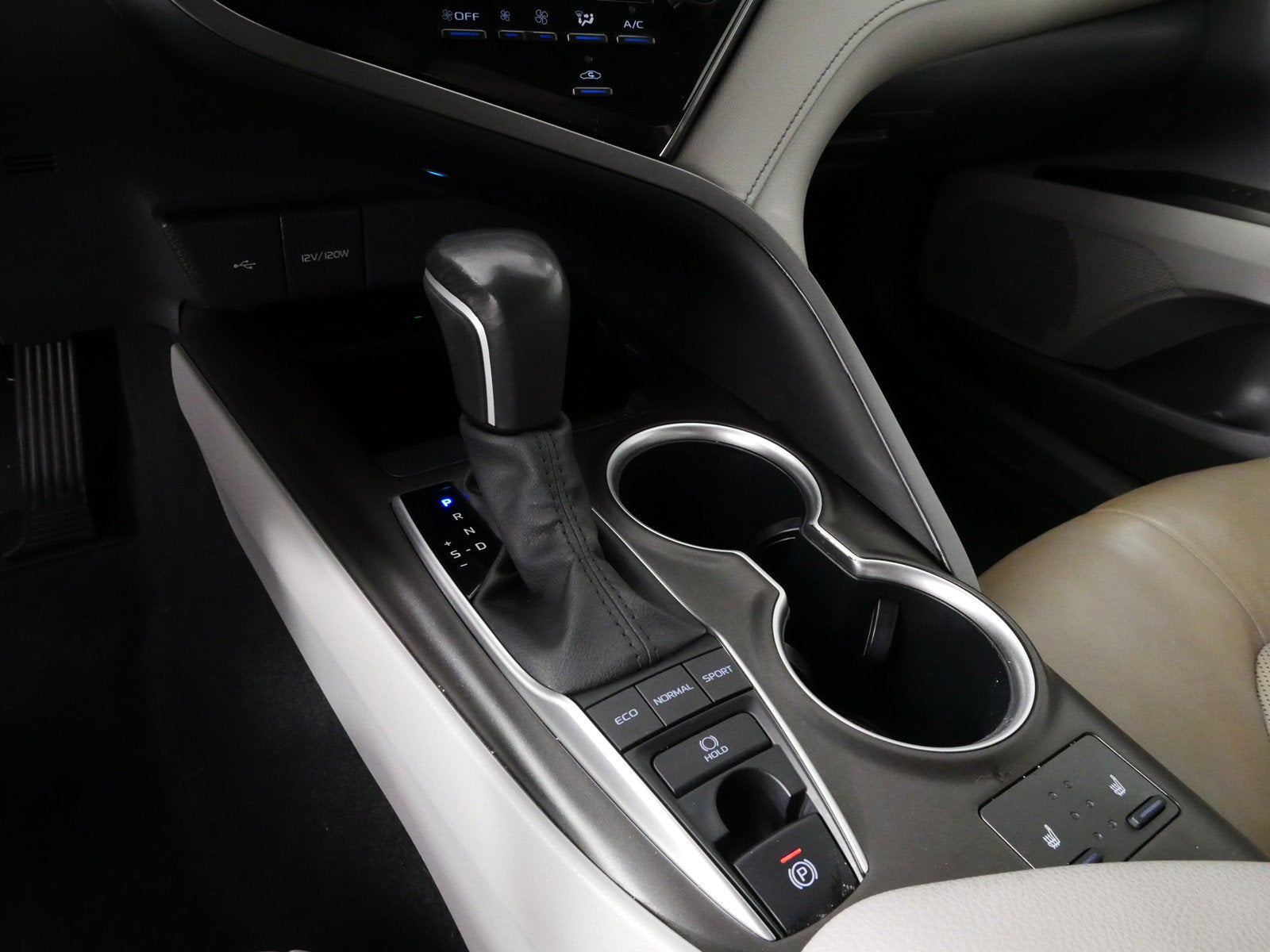 2024 Toyota Camry XLE *1-OWNER*