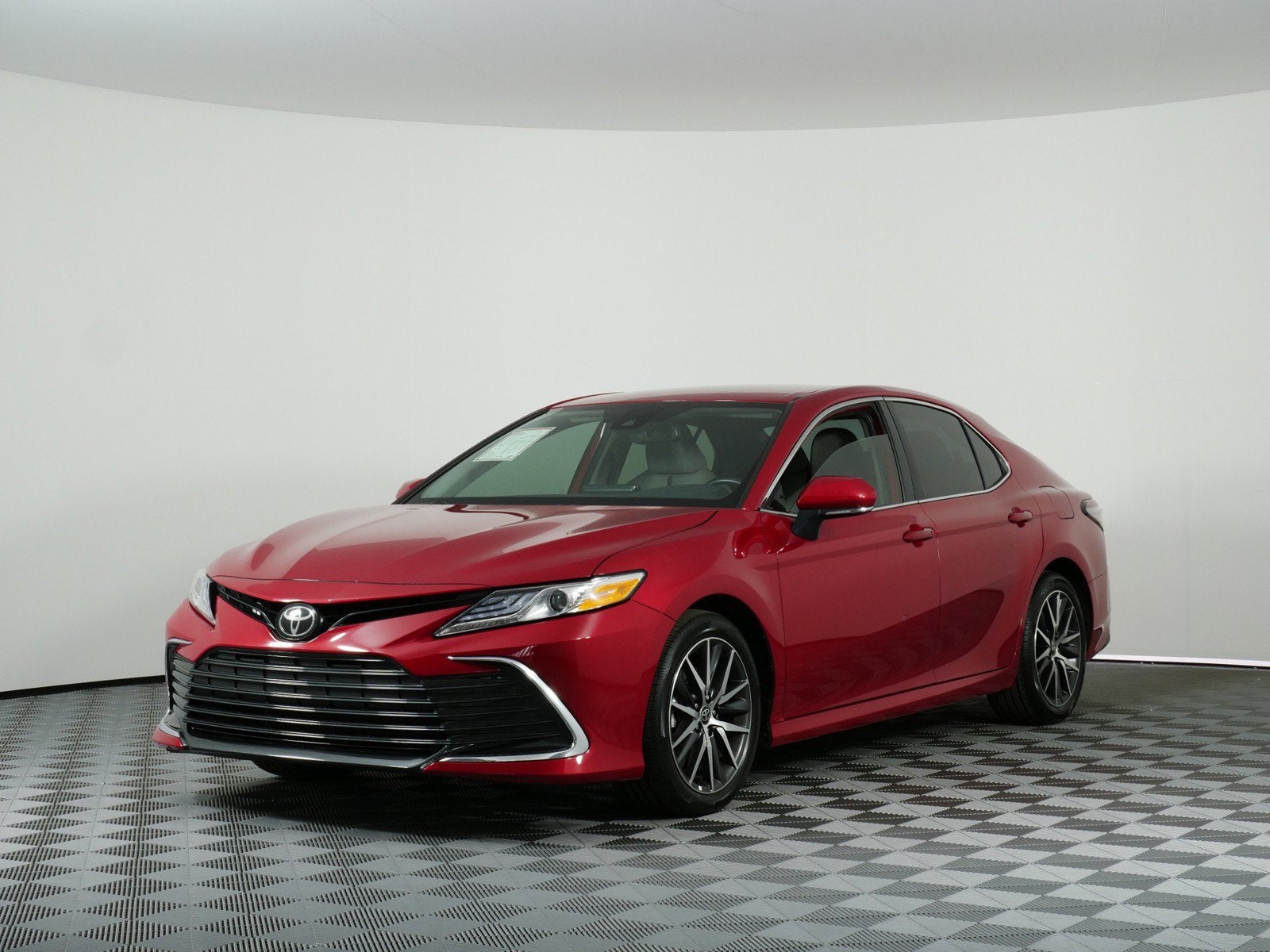 2024 Toyota Camry XLE *1-OWNER*
