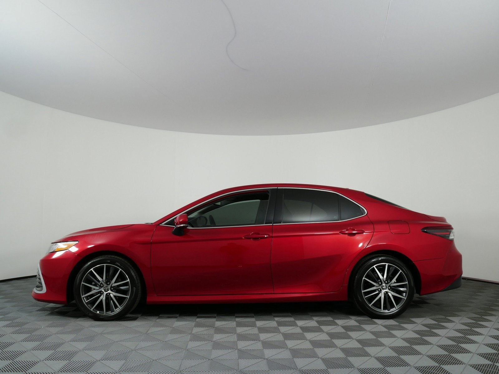 2024 Toyota Camry XLE *1-OWNER*