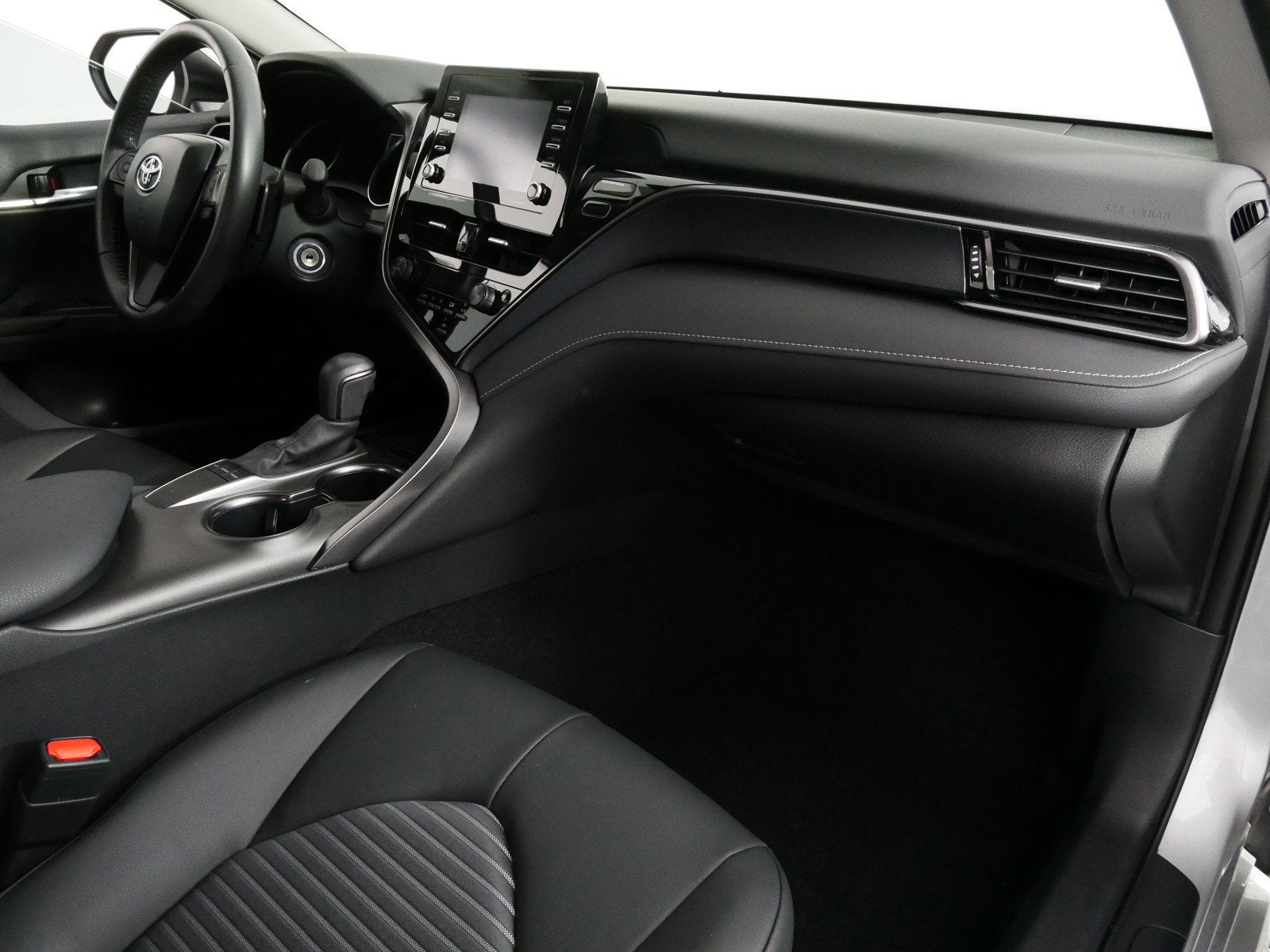 2024 Toyota Camry SE *CLEAN CARFAX!*