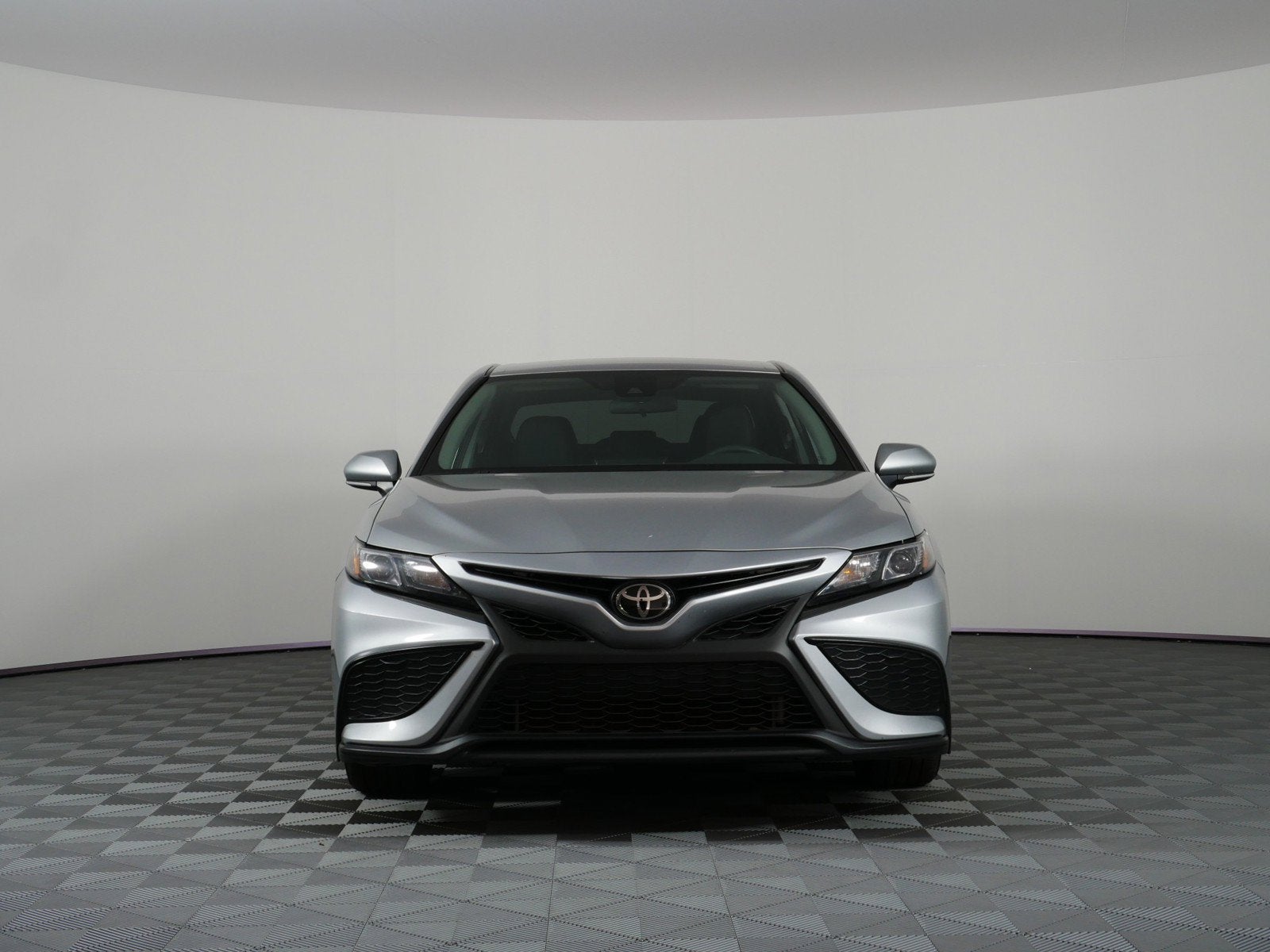 2024 Toyota Camry SE *CLEAN CARFAX!*