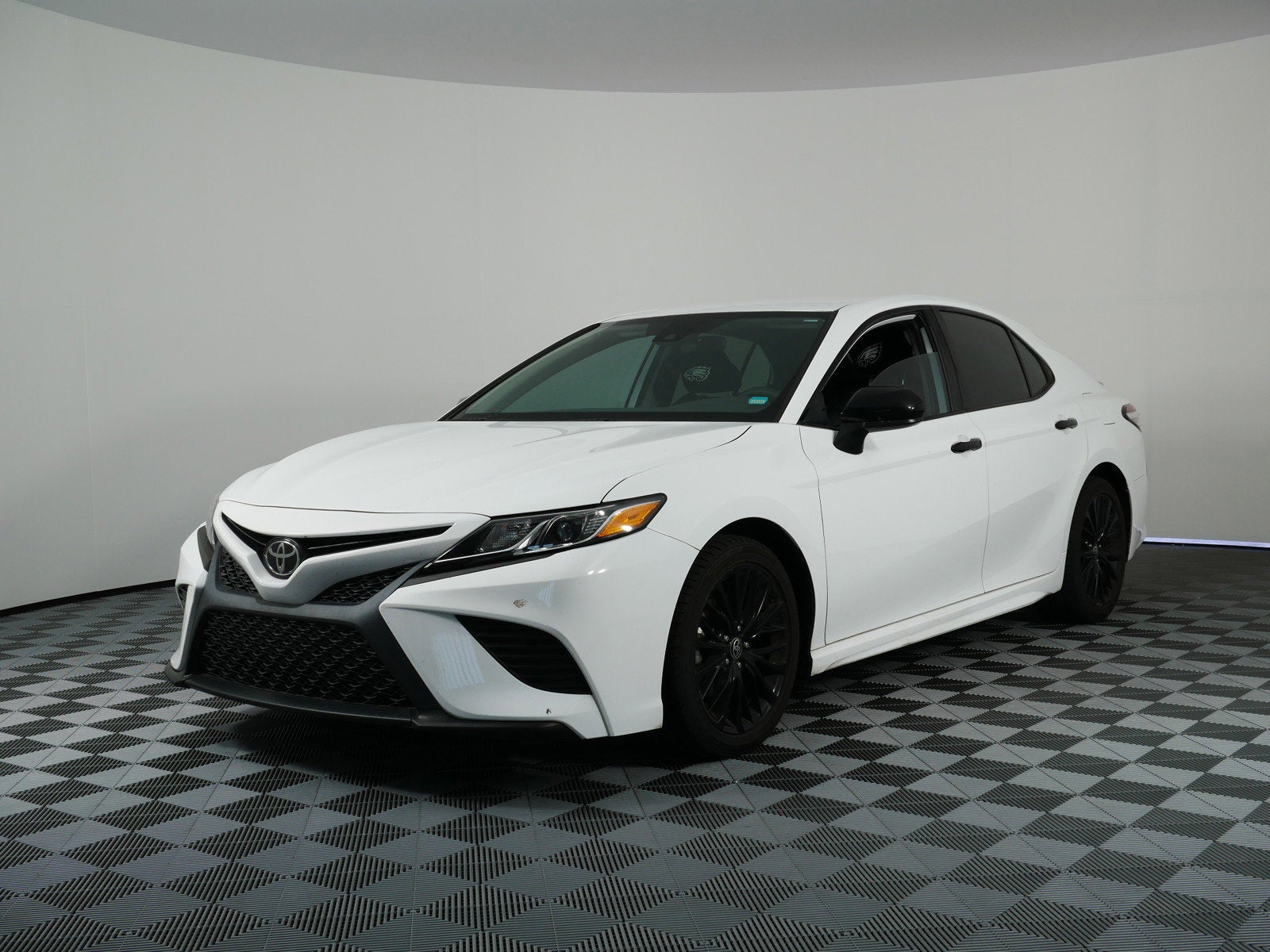 2020 Toyota Camry SE Nightshade *1-OWNER*