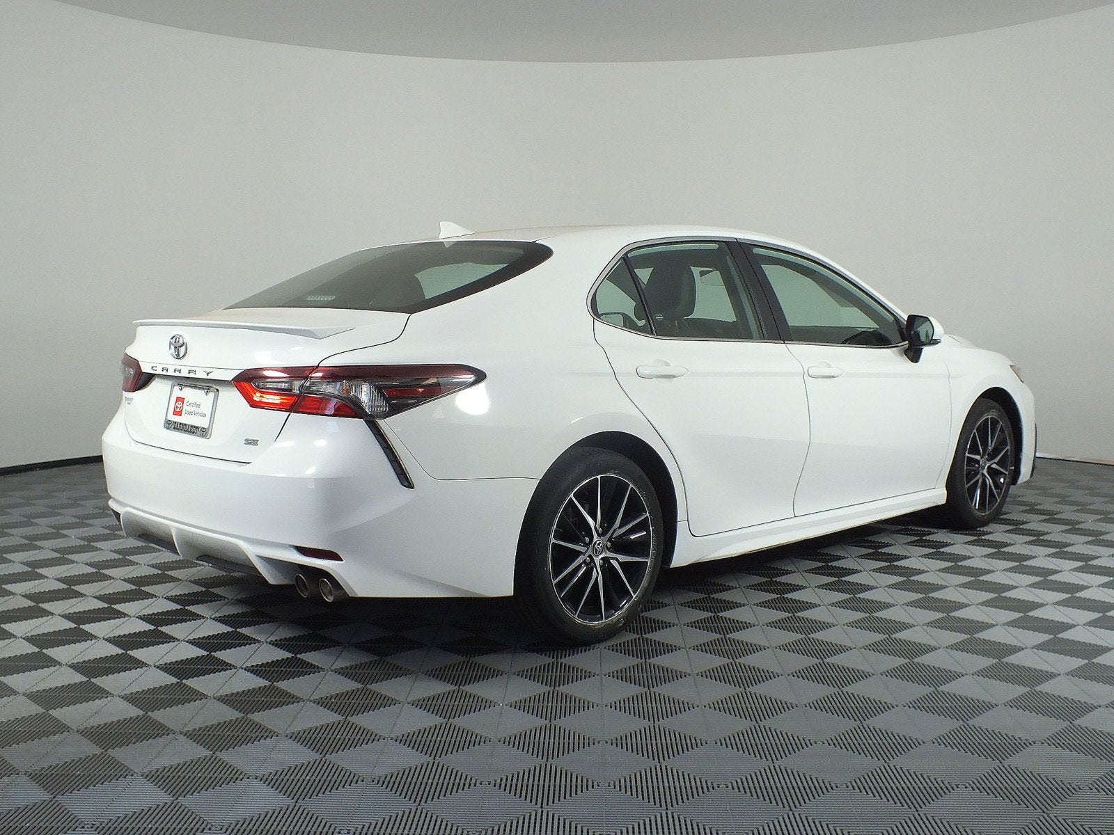 2024 Toyota Camry SE *1-OWNER*