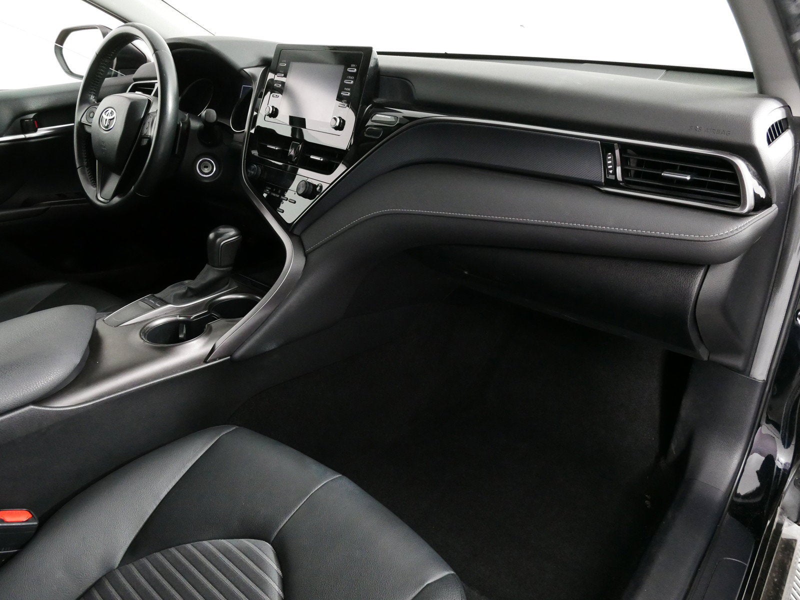 2023 Toyota Camry SE *RELIABLE DAILY DRIVER!*