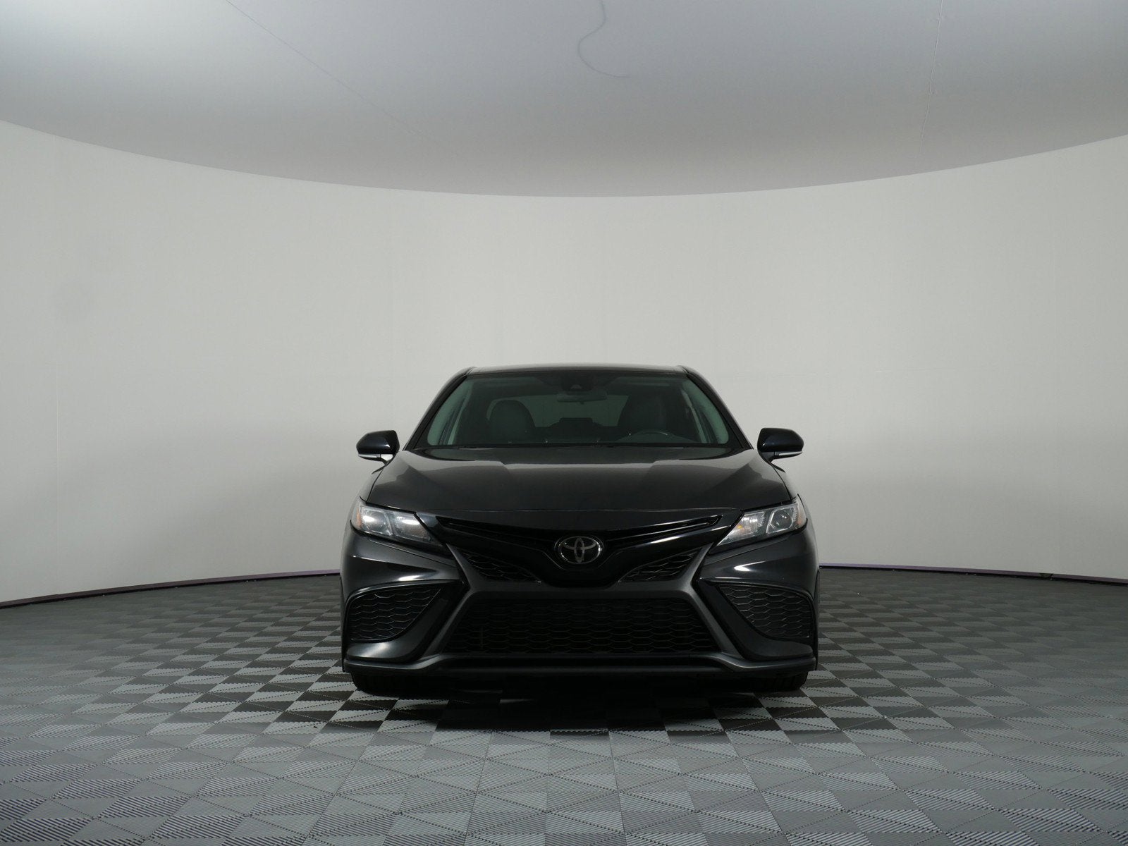 2023 Toyota Camry SE *RELIABLE DAILY DRIVER!*