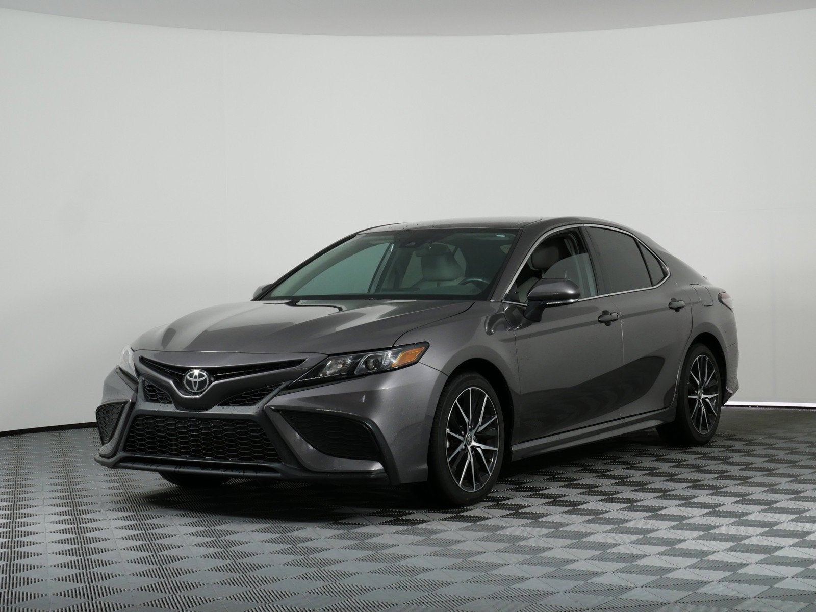 2024 Toyota Camry SE *1-OWNER*
