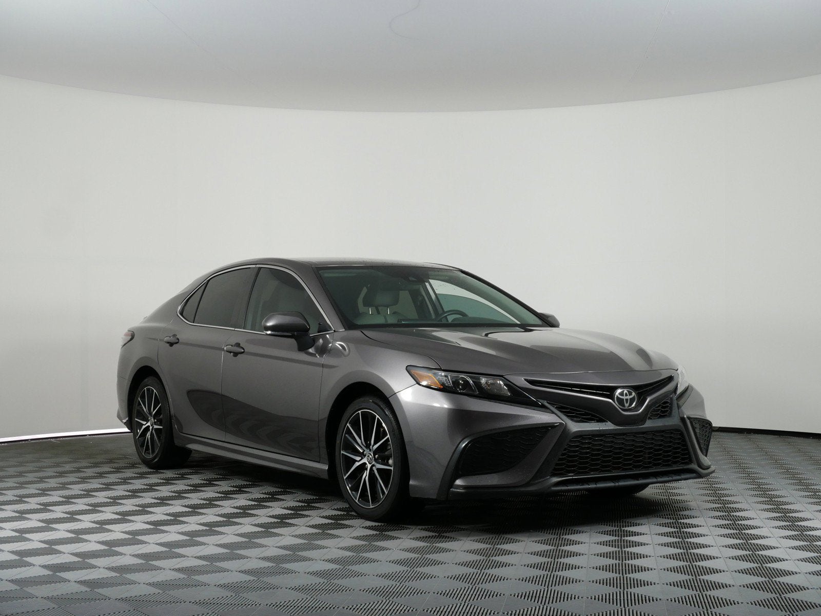 2024 Toyota Camry SE *1-OWNER*