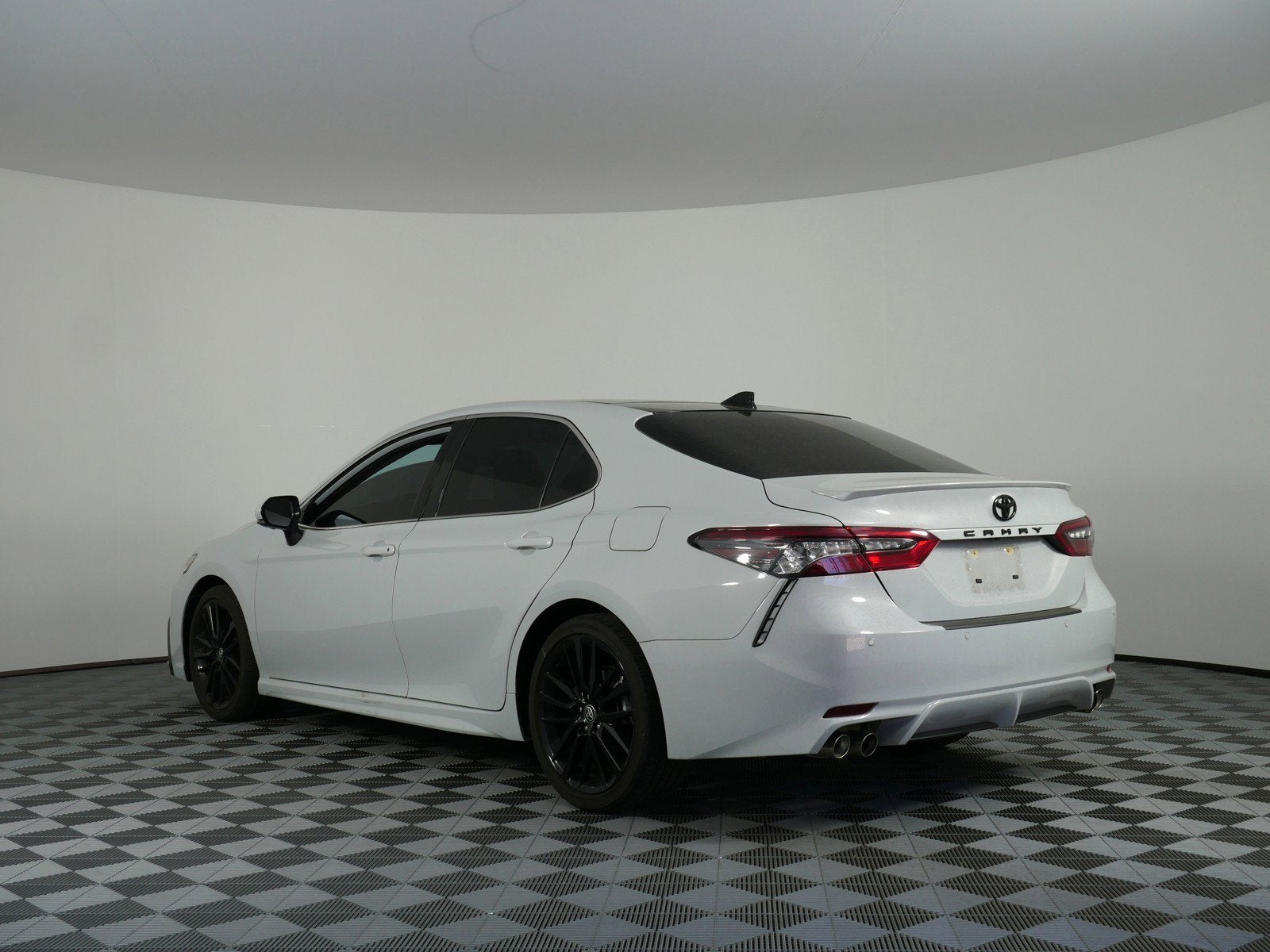 2024 Toyota Camry XSE V6 *1-OWNER! LOOKS GREAT!*