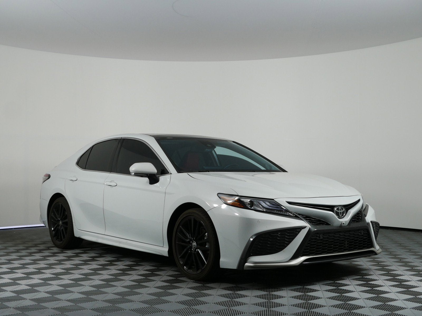 2024 Toyota Camry XSE V6 *1-OWNER! LOOKS GREAT!*