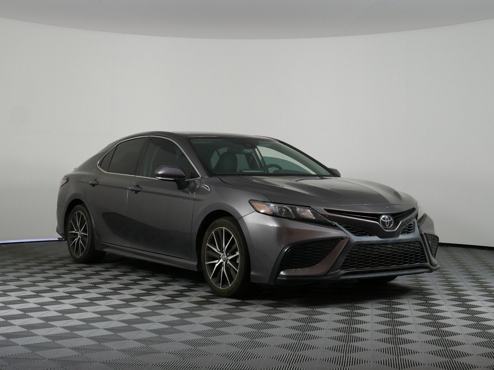 2023 Toyota Camry SE FWD *1 OWNER!*
