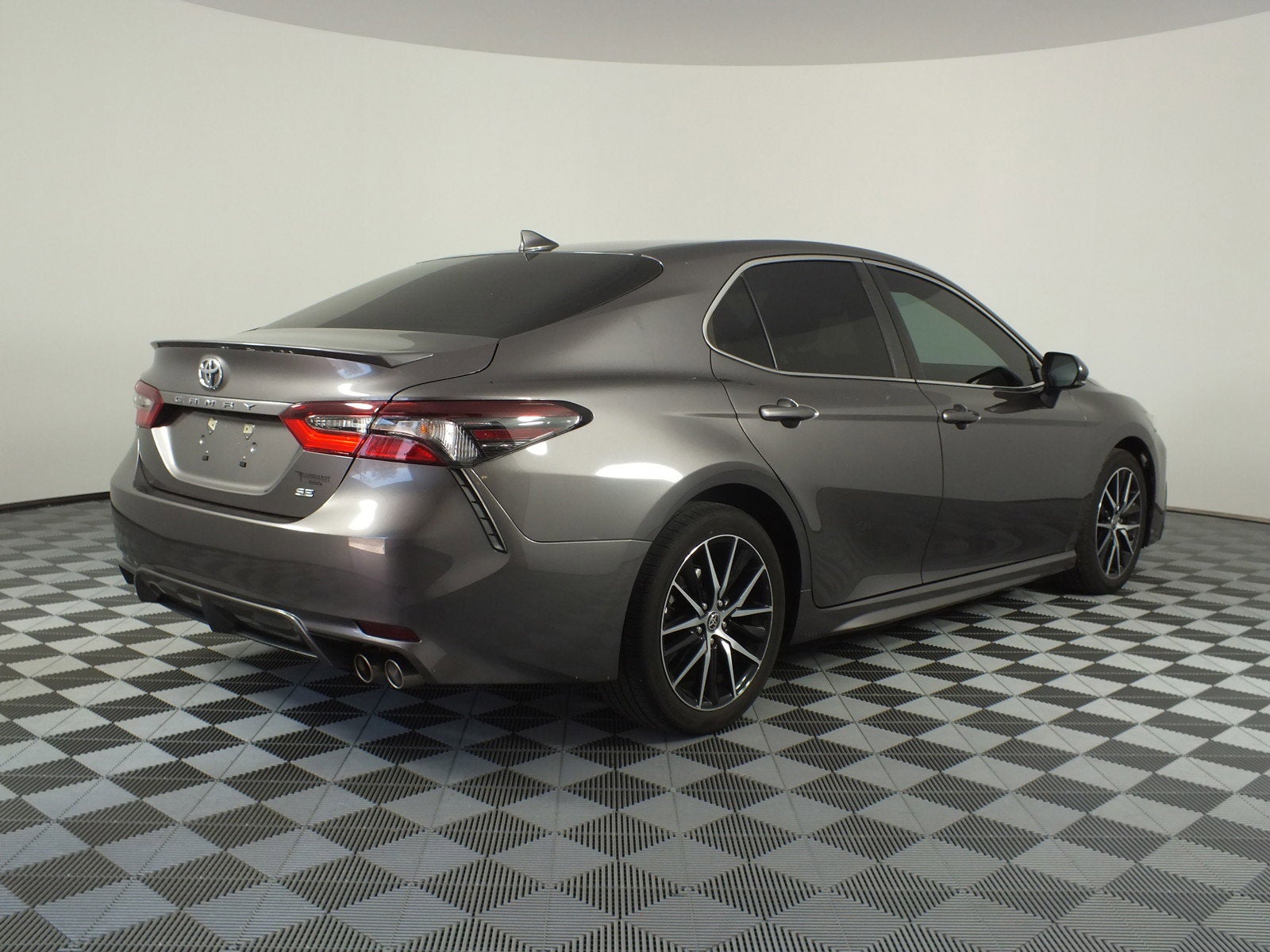 2023 Toyota Camry SE *1-OWNER! SUPER LOW MILES!*