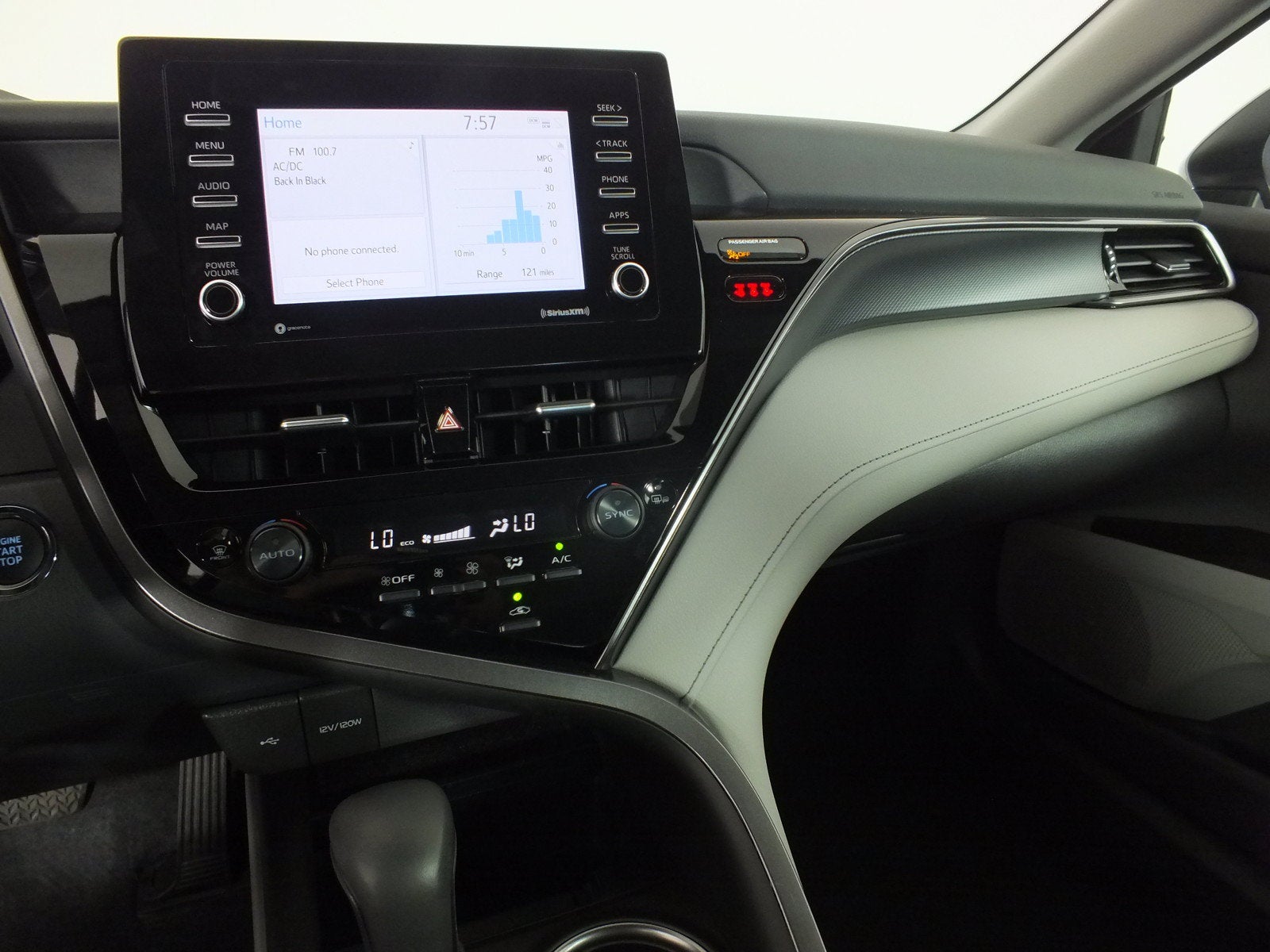2024 Toyota Camry SE *1-OWNER*