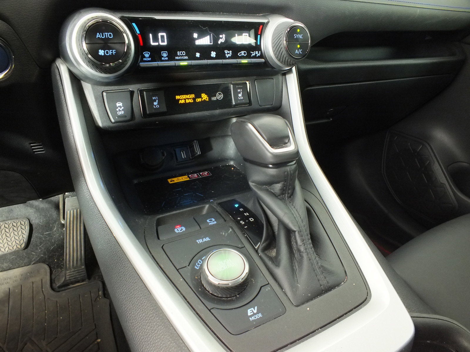 2022 Toyota RAV4 Hybrid XSE AWD *1-OWNER!*