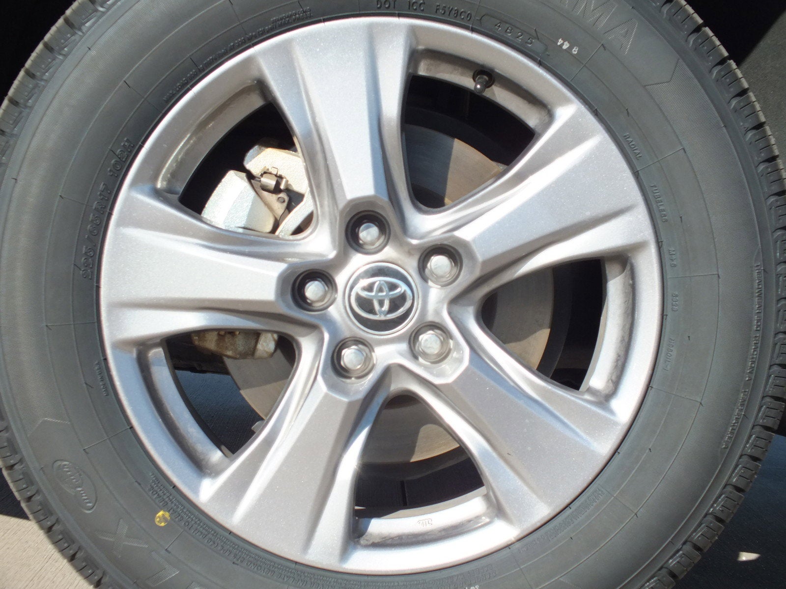 2025 Toyota RAV4 Hybrid XLE AWD *1-OWNER*