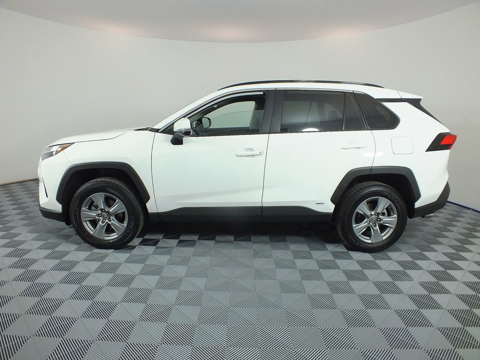 2025 Toyota RAV4 Hybrid XLE AWD *1-OWNER*