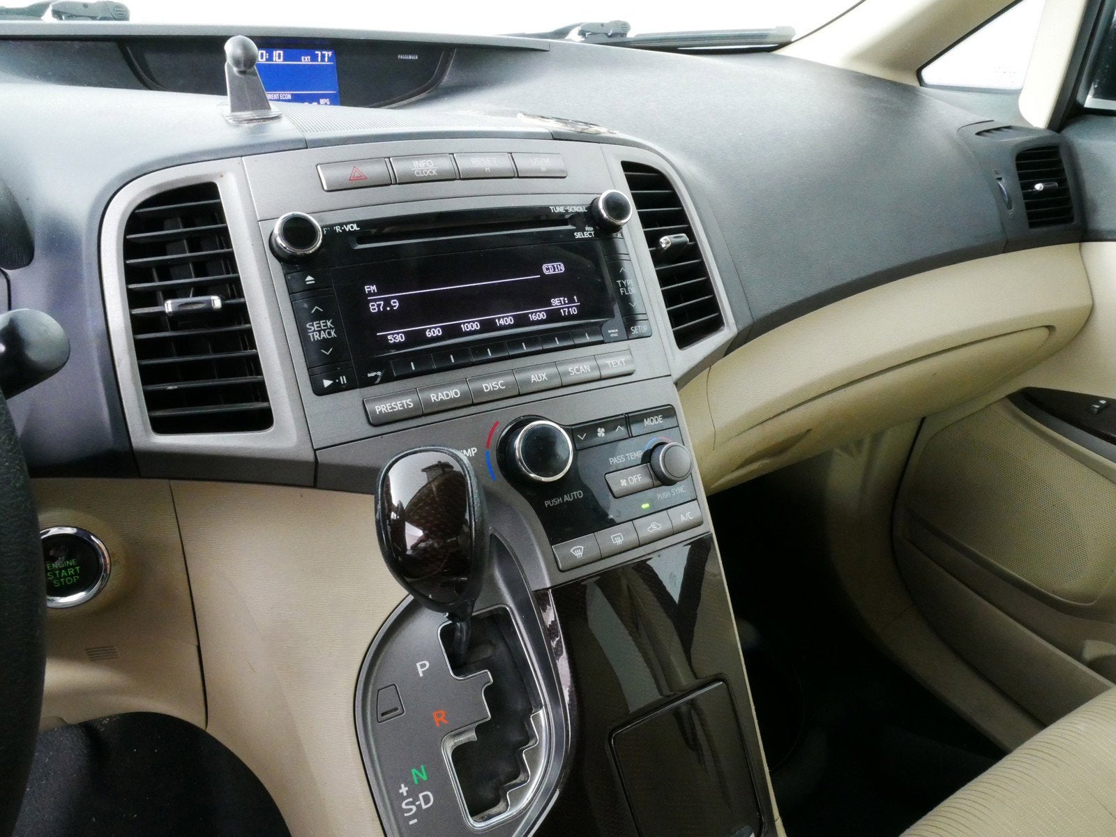 2011 Toyota Venza Base FWD *ROOMY!*