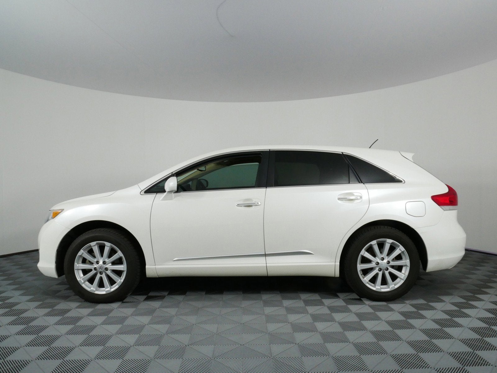 2011 Toyota Venza Base FWD *ROOMY!*
