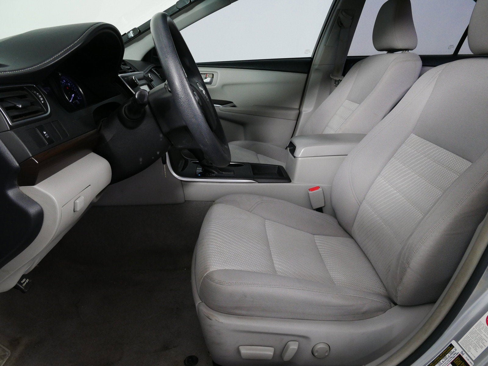 2016 Toyota Camry LE *CLEAN CARFAX*