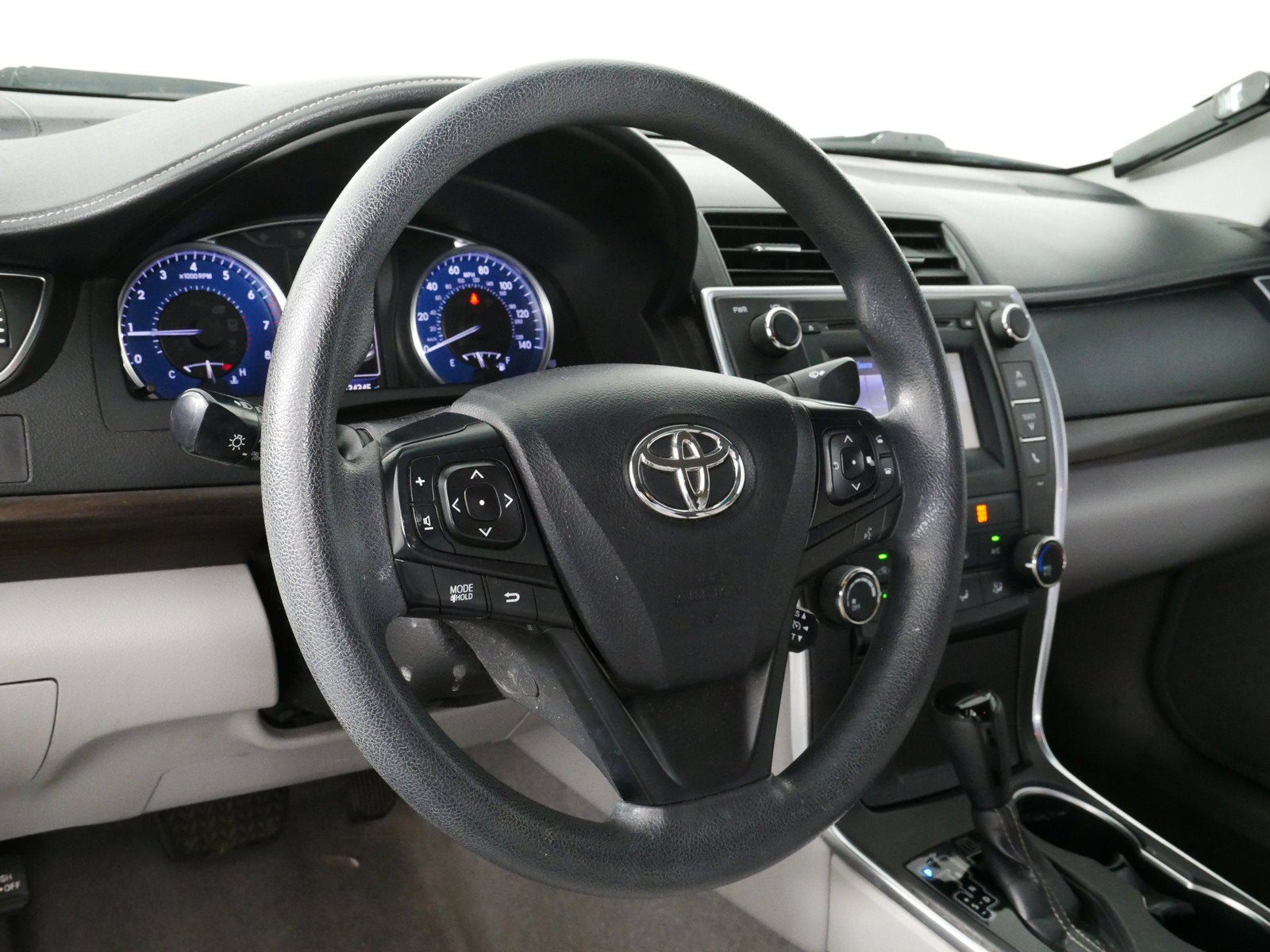2016 Toyota Camry LE *CLEAN CARFAX*