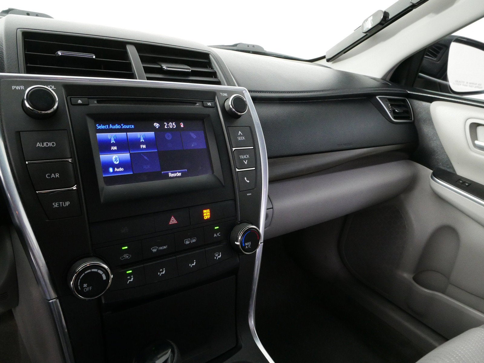2016 Toyota Camry LE *CLEAN CARFAX*