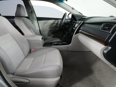 2016 Toyota Camry LE *CLEAN CARFAX*