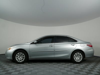2016 Toyota Camry LE *CLEAN CARFAX*