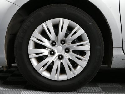 2016 Toyota Camry LE *CLEAN CARFAX*