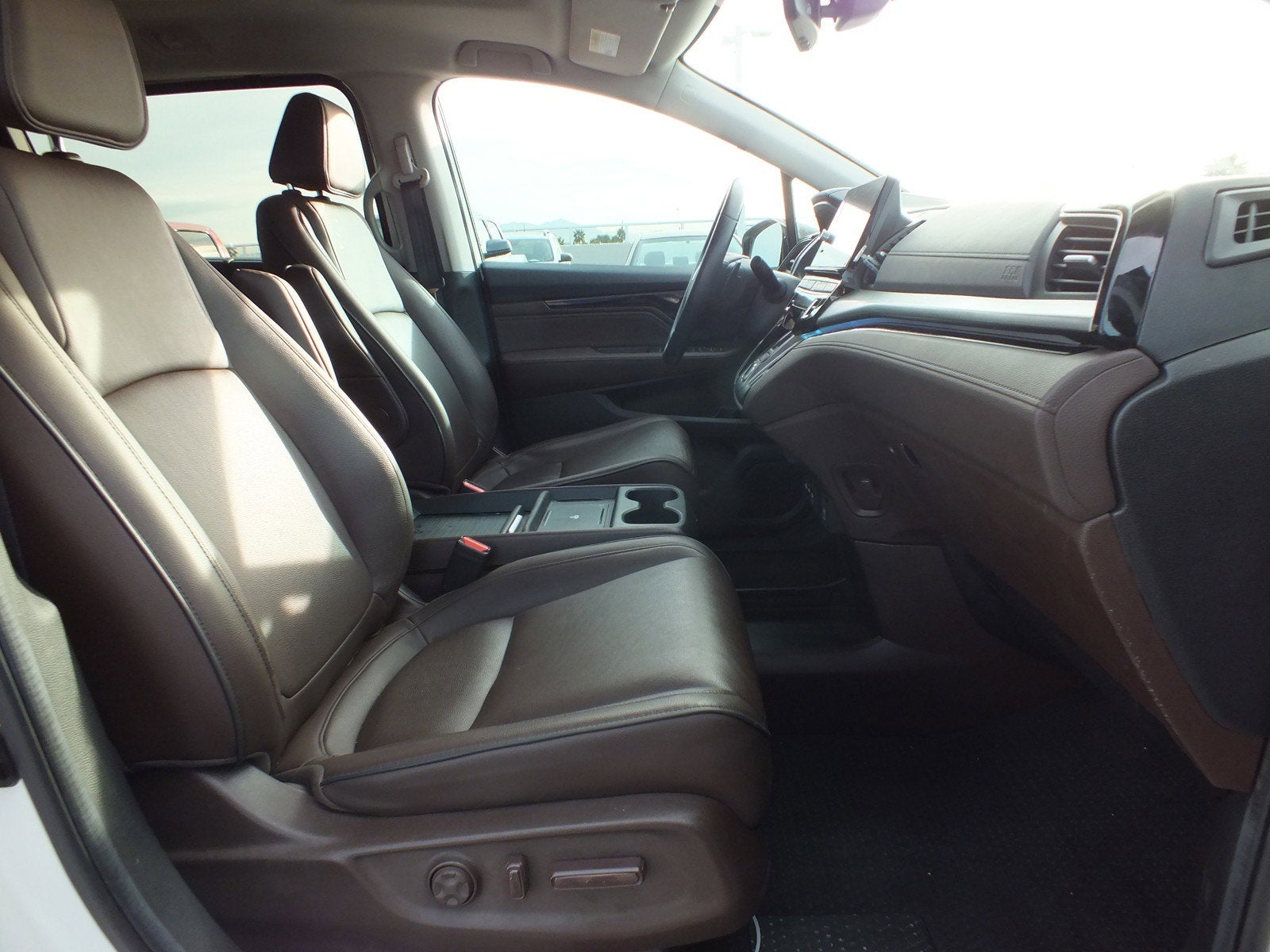 2025 Honda Odyssey Touring FWD *CLEAN CARFAX, 1 OWNER!*