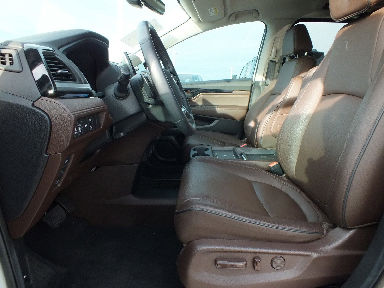 2025 Honda Odyssey Touring FWD *CLEAN CARFAX, 1 OWNER!*