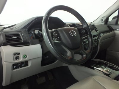 2020 Honda Pilot Touring 8-Passenger *WELL MAINTAINED!*