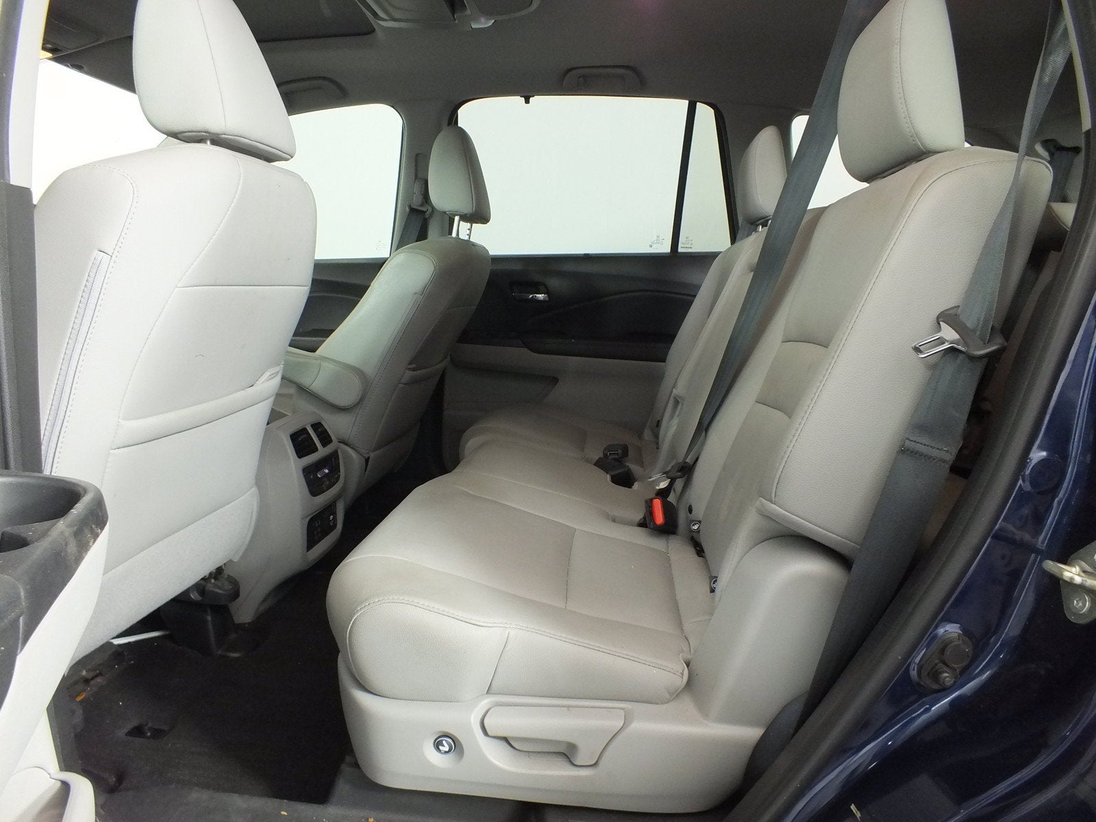 2020 Honda Pilot Touring 8-Passenger *WELL MAINTAINED!*