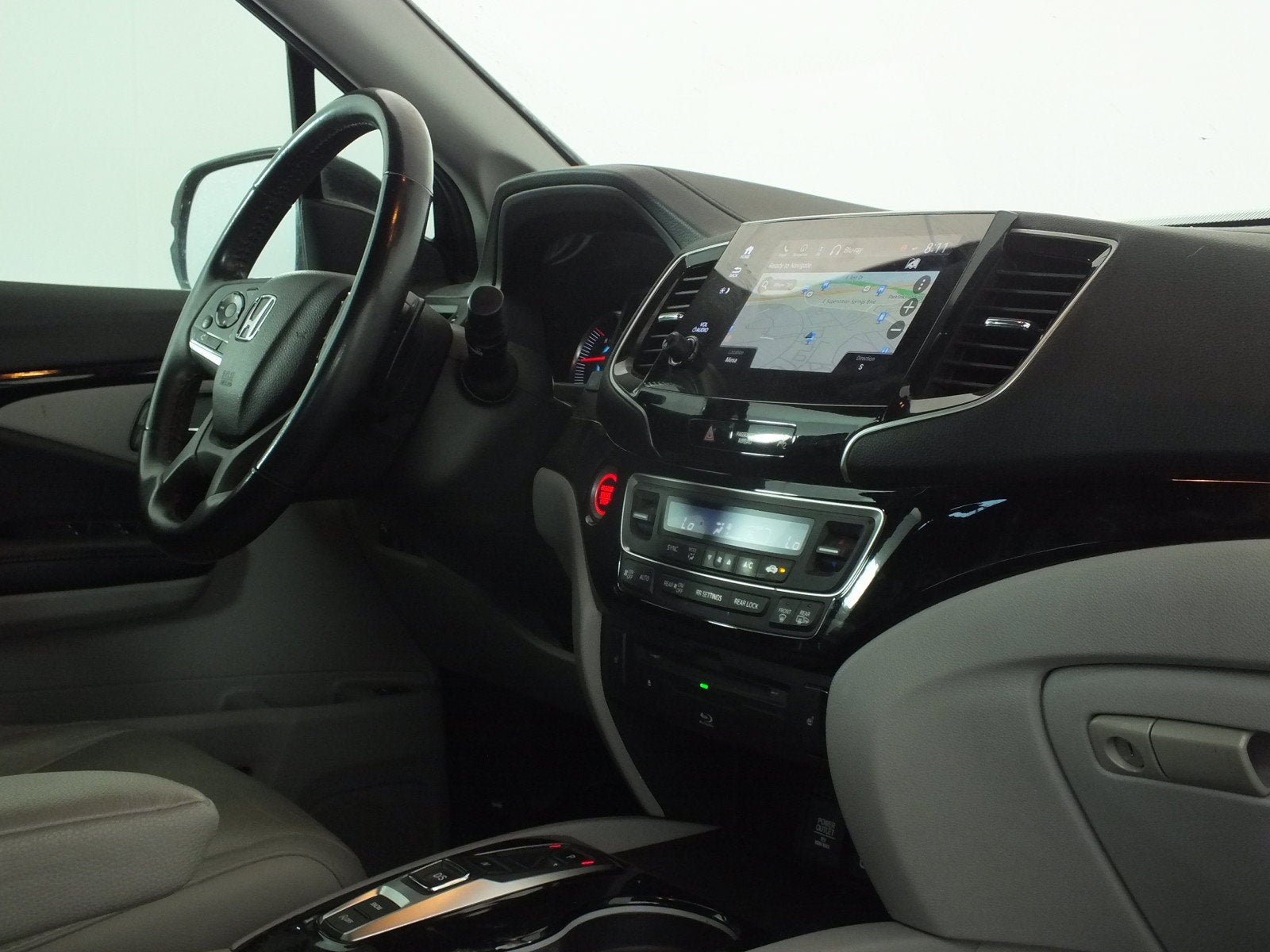 2020 Honda Pilot Touring 8-Passenger *WELL MAINTAINED!*