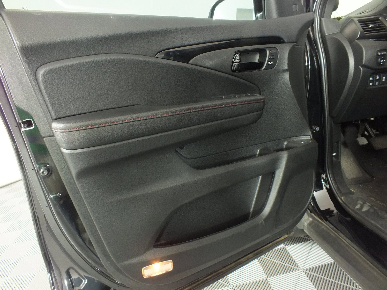2024 Honda Passport Black Edition AWD *1-OWNER!*
