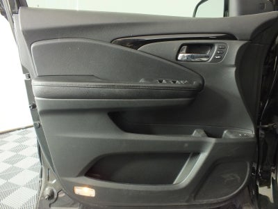 2019 Honda Passport Touring AWD *VERY WELL MAINTAINED!*