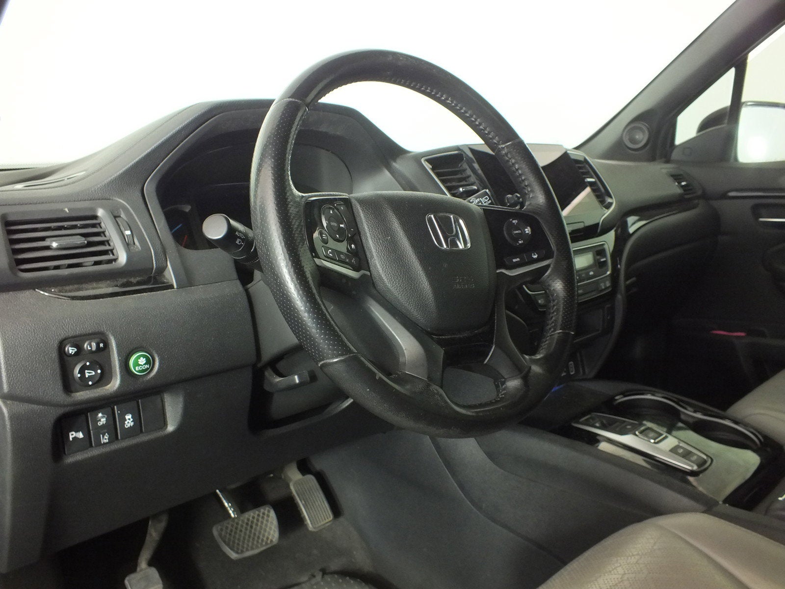 2019 Honda Passport Touring AWD *VERY WELL MAINTAINED!*