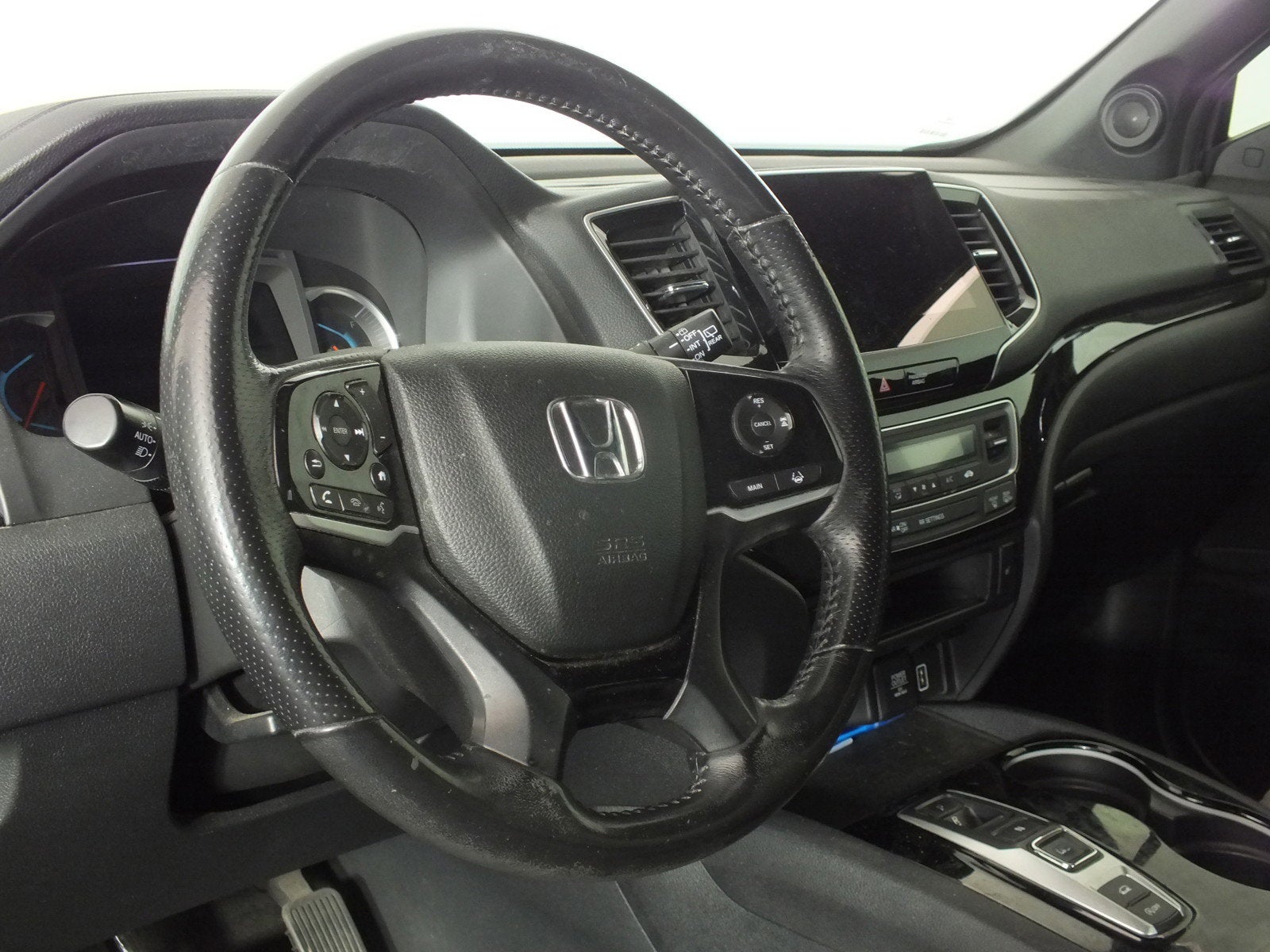 2019 Honda Passport Touring AWD *VERY WELL MAINTAINED!*