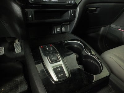 2019 Honda Passport Touring AWD *VERY WELL MAINTAINED!*